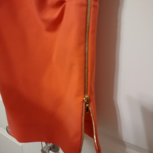 Gorgeous Coral Escada Form Fitting Sleeveless Dress EUC - Picture 6 of 11